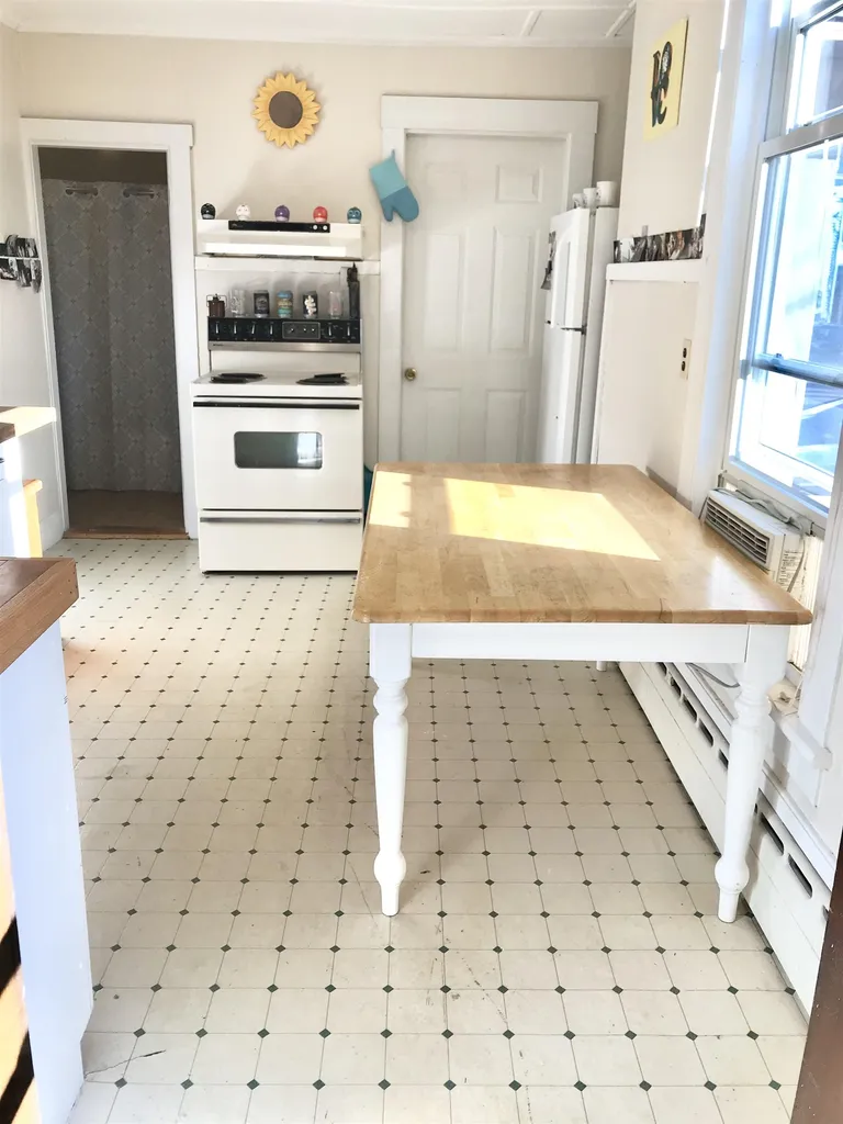 60 Academy Street Laconia NH 03246