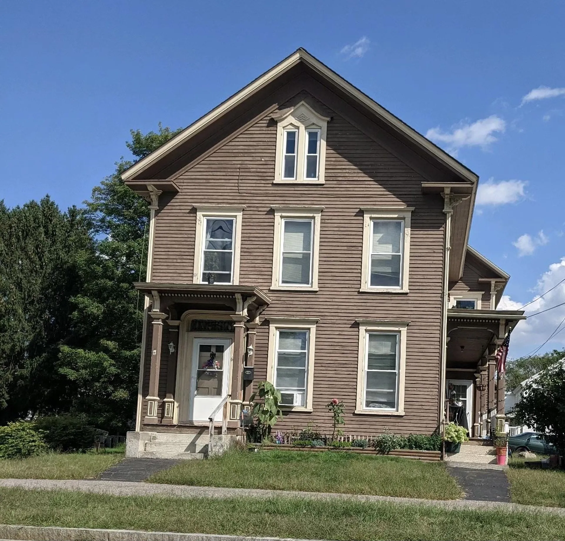 60 Academy Street Laconia NH 03246