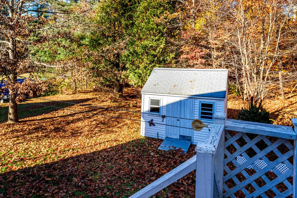 32 Autumn Street Rochester NH 03868-8500