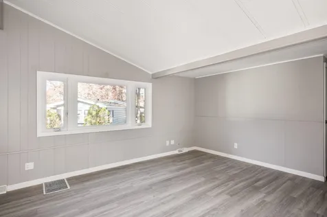 8 North Elderberry Lane Rochester NH 03867