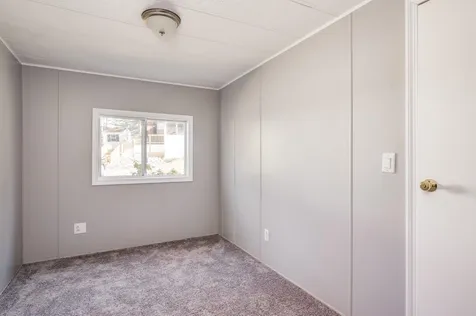 8 North Elderberry Lane Rochester NH 03867