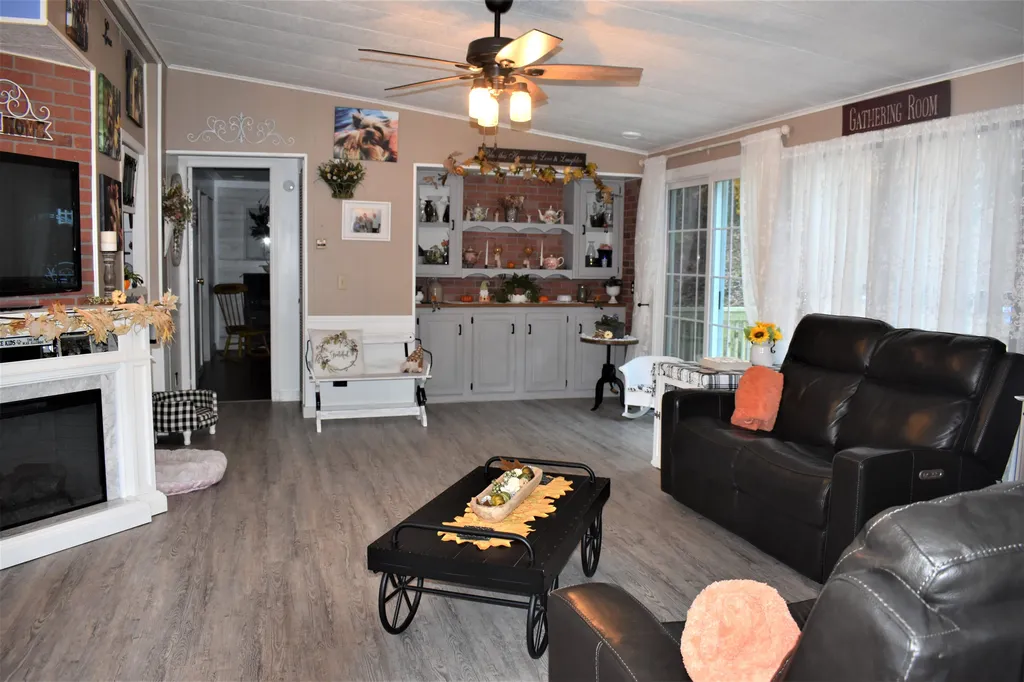 206 Milton Road Rochester NH 03868