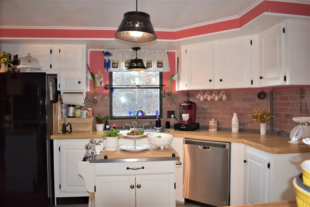 206 Milton Road Rochester NH 03868