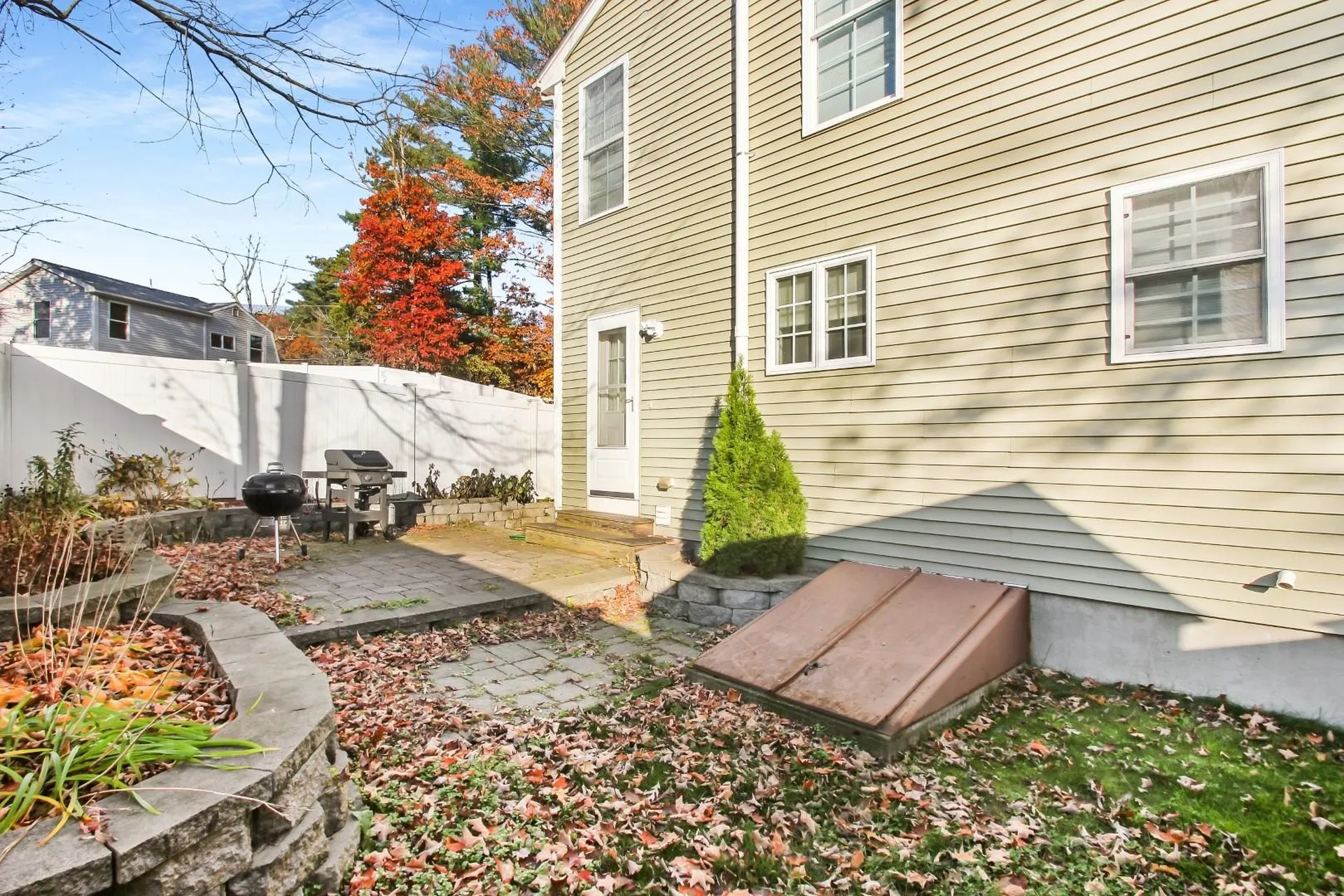 21 W Shore Avenue Manchester NH 03109