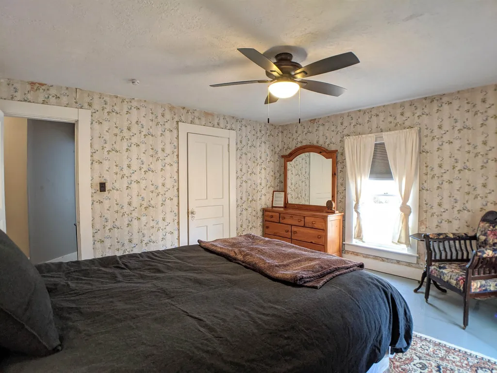 667 Laconia Road Tilton NH 03276