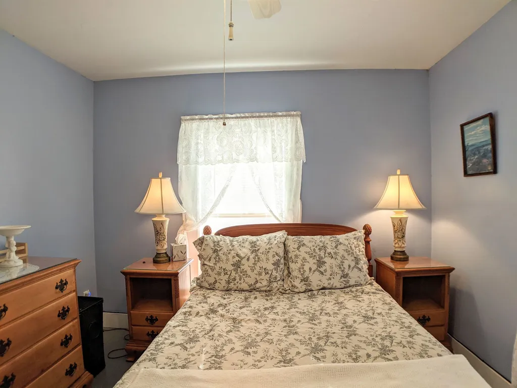 667 Laconia Road Tilton NH 03276