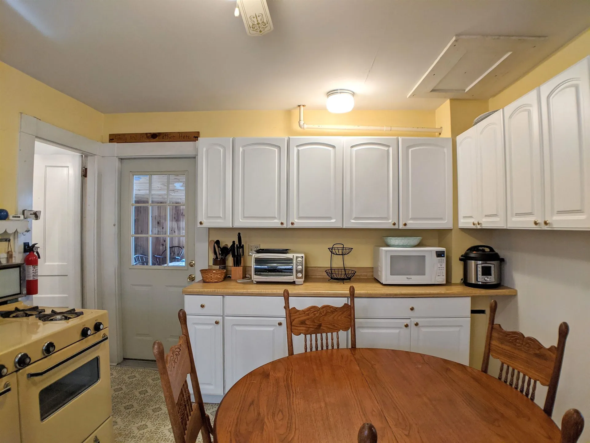 667 Laconia Road Tilton NH 03276