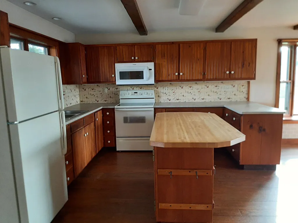 95 Roaring Brook Road Colebrook NH 03576