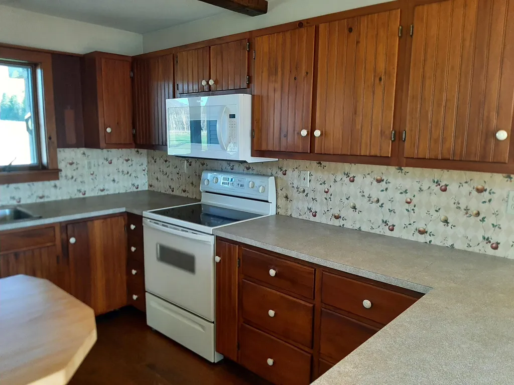 95 Roaring Brook Road Colebrook NH 03576