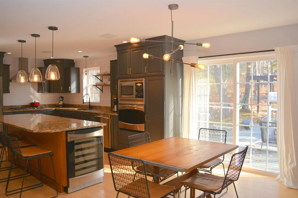 102 Jones Hill Road Enfield NH 03748