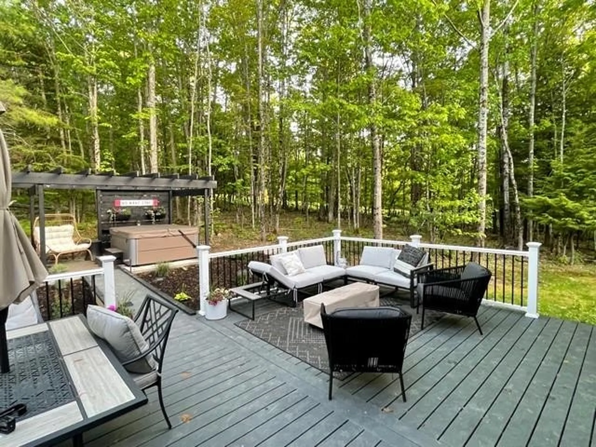102 Jones Hill Road Enfield NH 03748