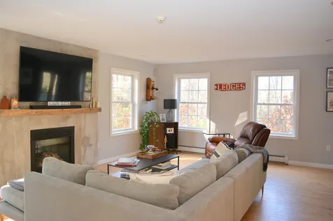 102 Jones Hill Road Enfield NH 03748