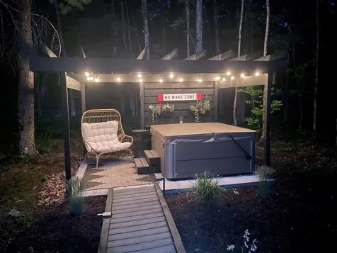 102 Jones Hill Road Enfield NH 03748