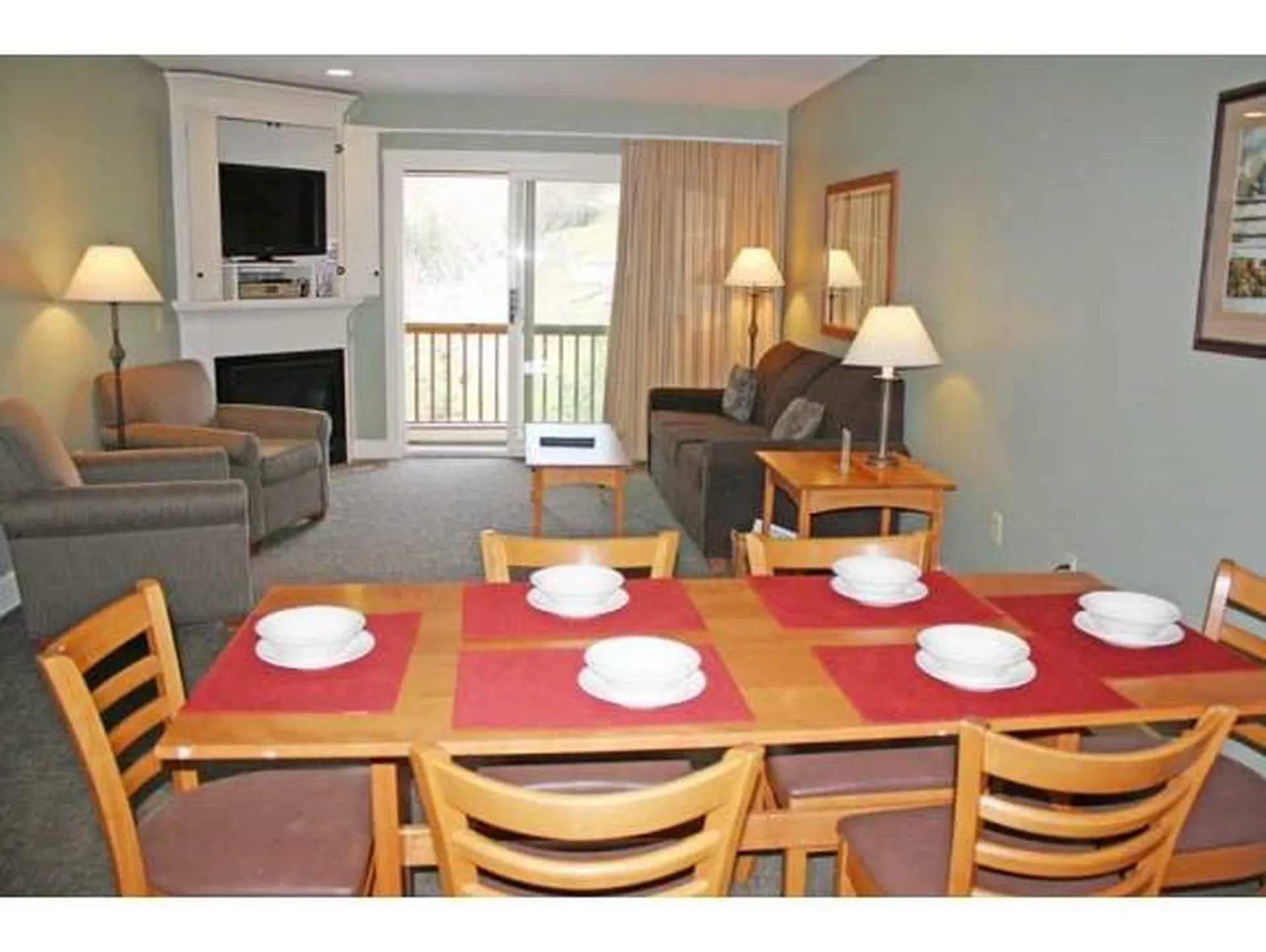 235/237 Qtr. I I I Jackson Gore Inn Ludlow VT 05149