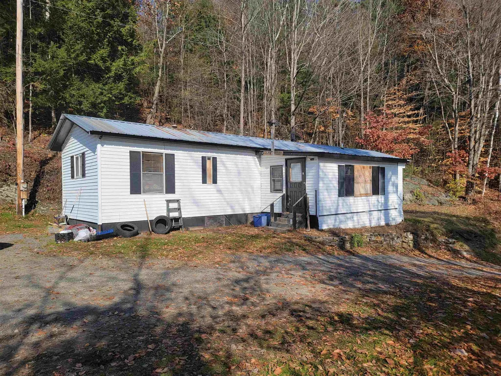 445 Sullivan Street Claremont NH 03743