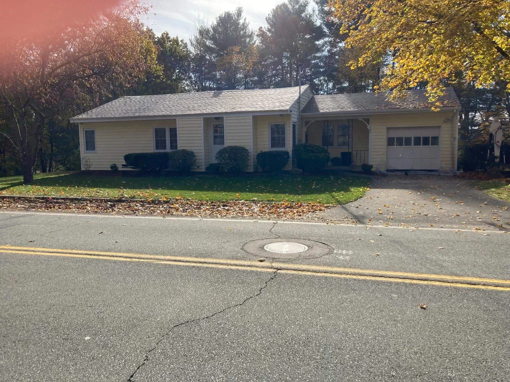121 Highland Street Hudson NH 03051