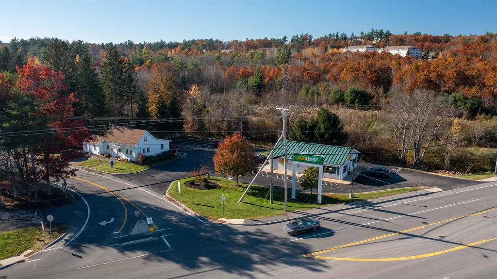 79 Perkins Road Londonderry NH 03053