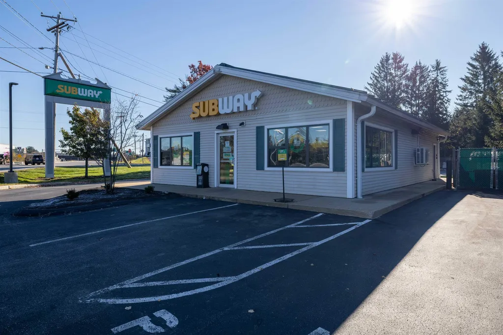 79 Perkins Road Londonderry NH 03053