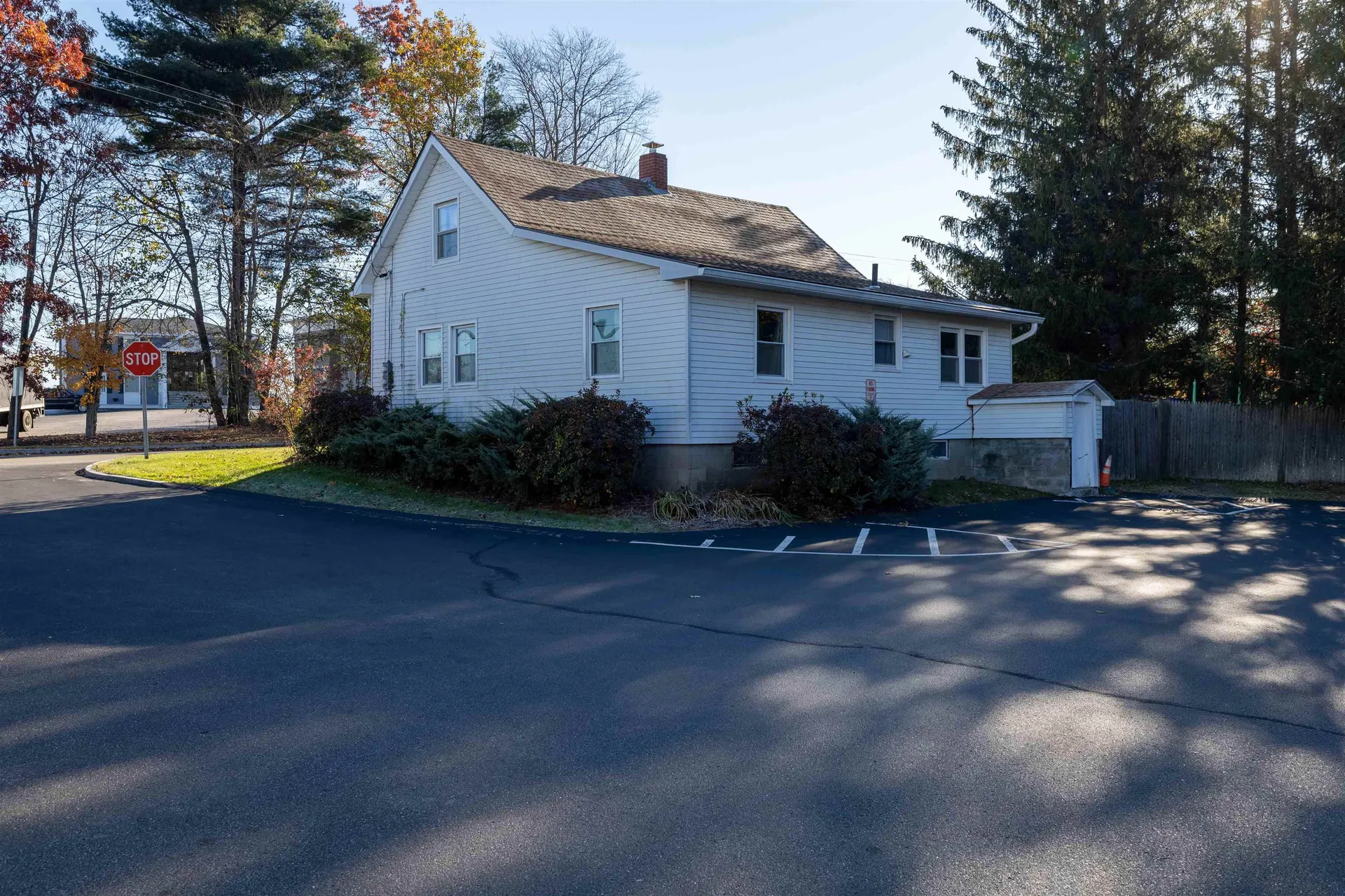 79 Perkins Road Londonderry NH 03053