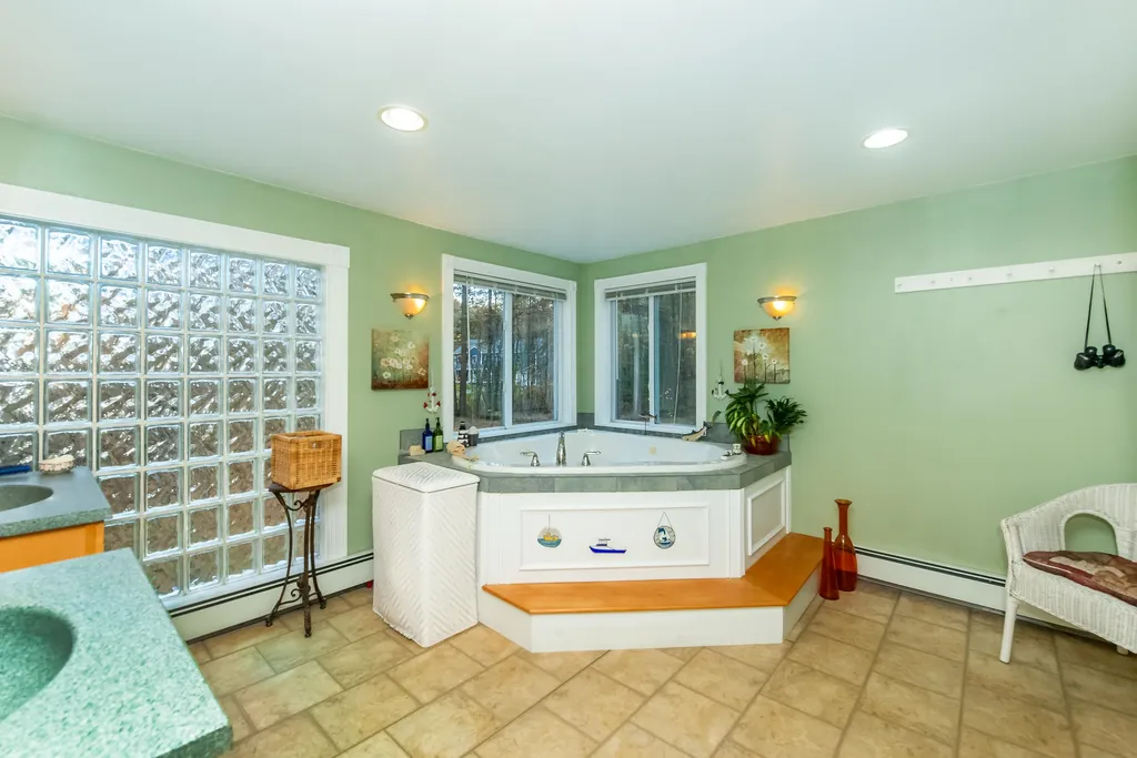 110 Newton Road Plaistow NH 03865