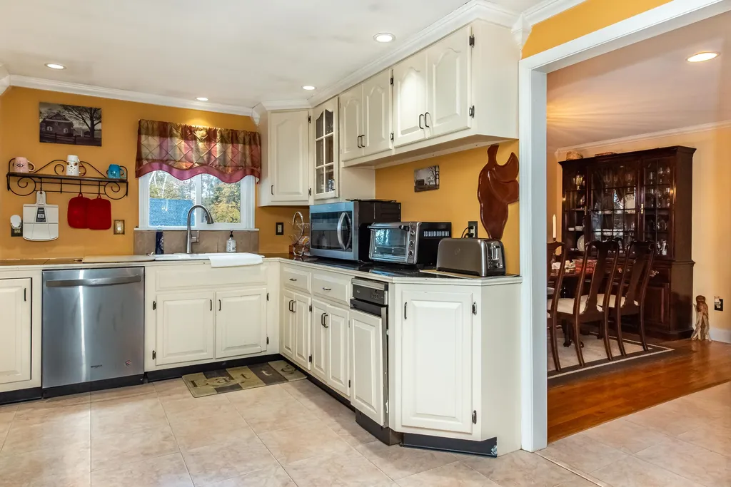 110 Newton Road Plaistow NH 03865