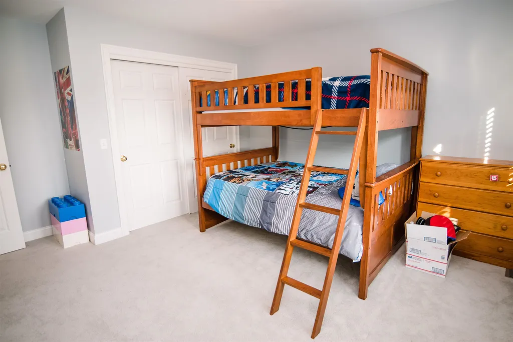 27 Weeping Willow Lane South Burlington VT 05403