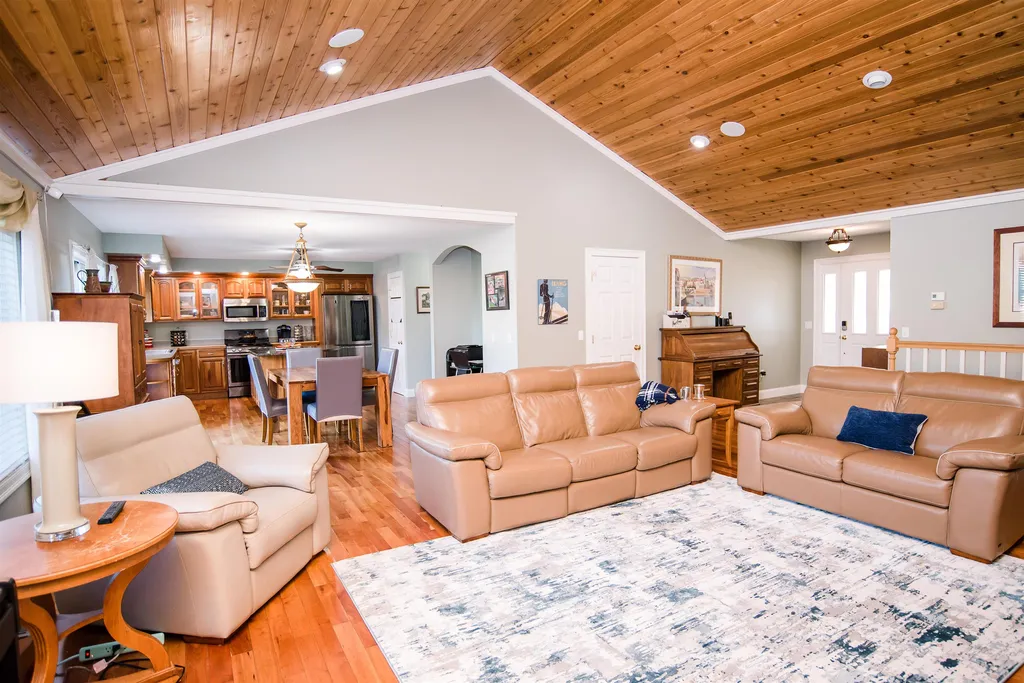 27 Weeping Willow Lane South Burlington VT 05403