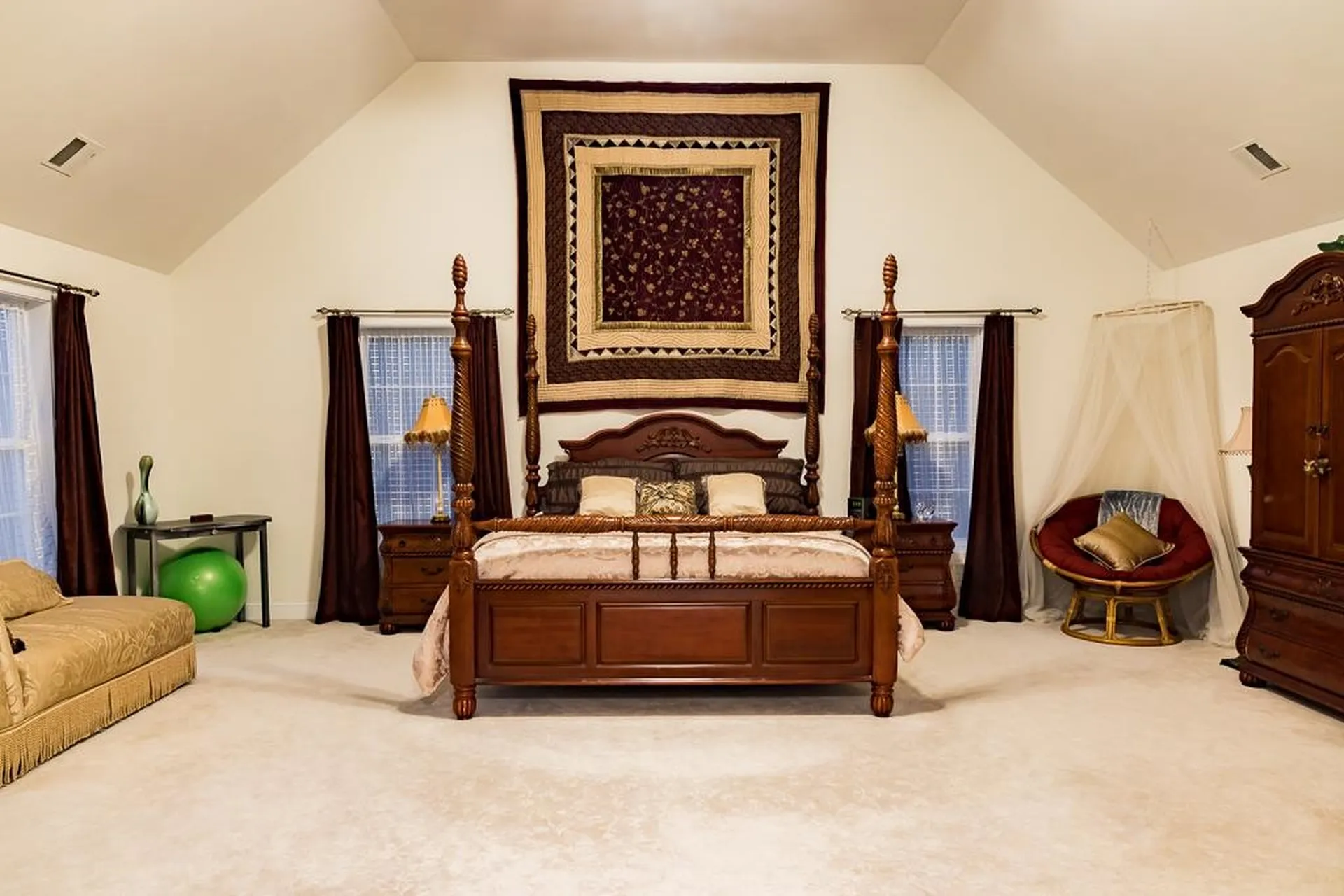 9 Towle Farm Road Hampton Falls NH 03844