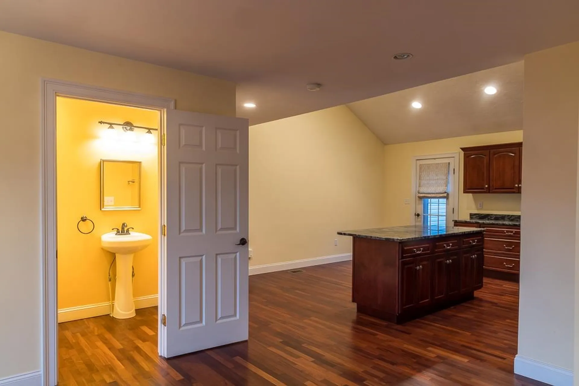 9 Towle Farm Road Hampton Falls NH 03844
