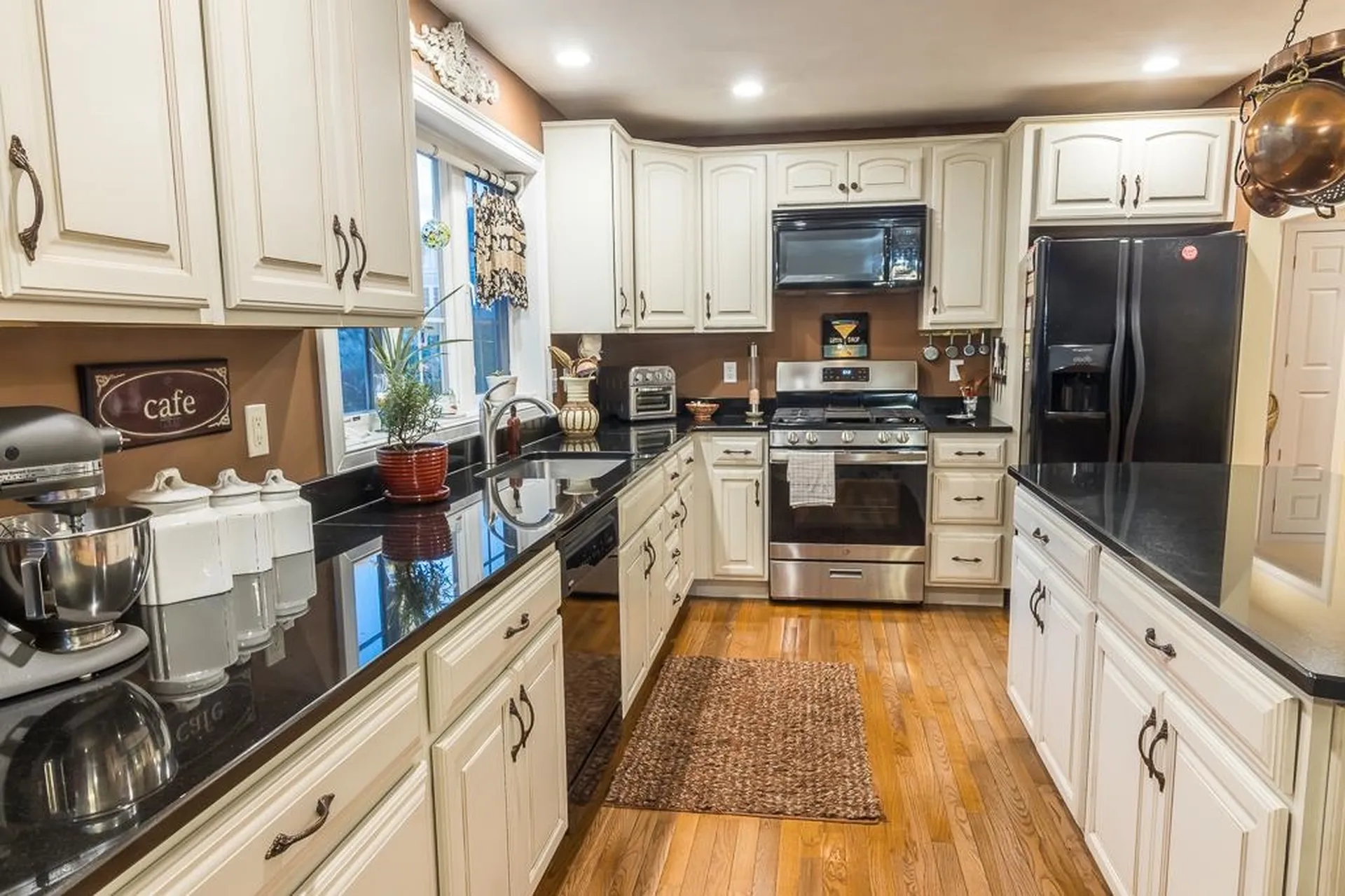 9 Towle Farm Road Hampton Falls NH 03844