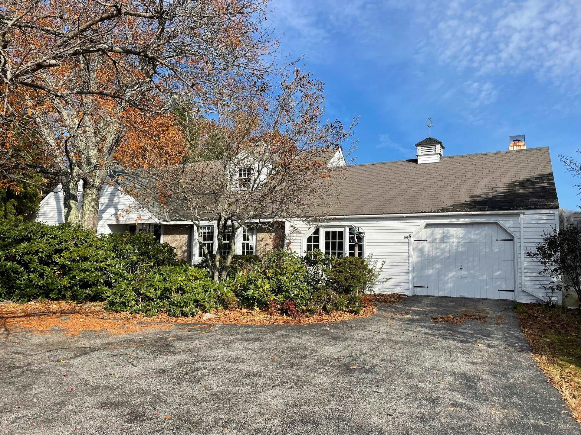 209 N Main Street Wolfeboro NH 03894
