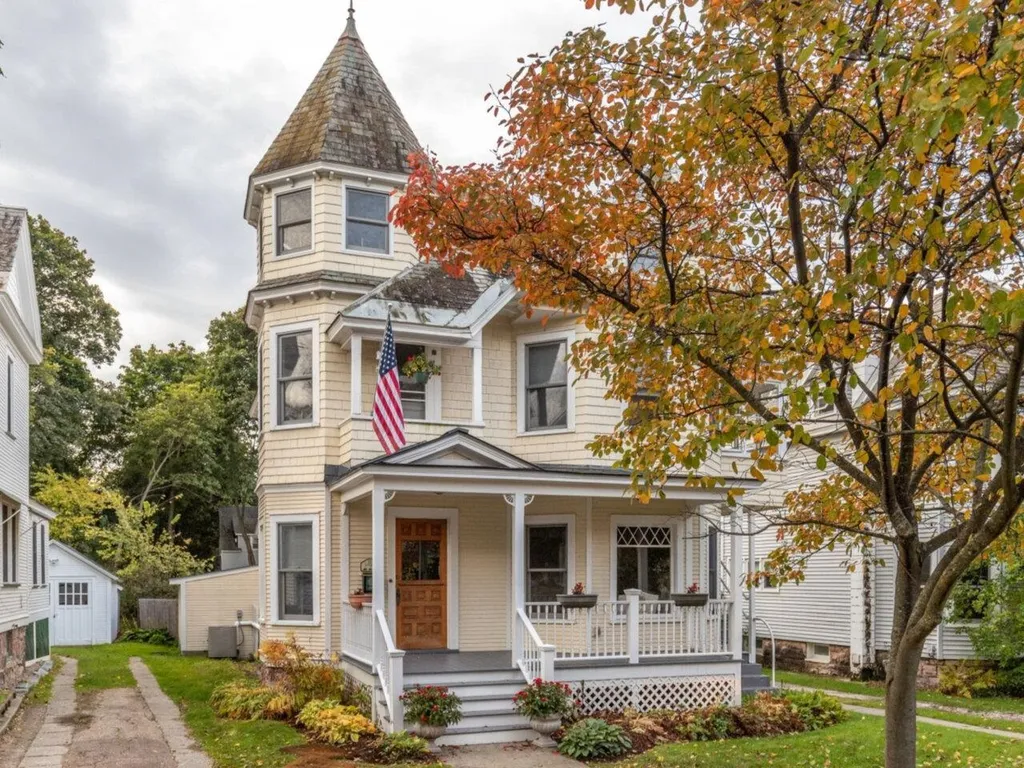 111 Loomis Street Burlington VT 05401