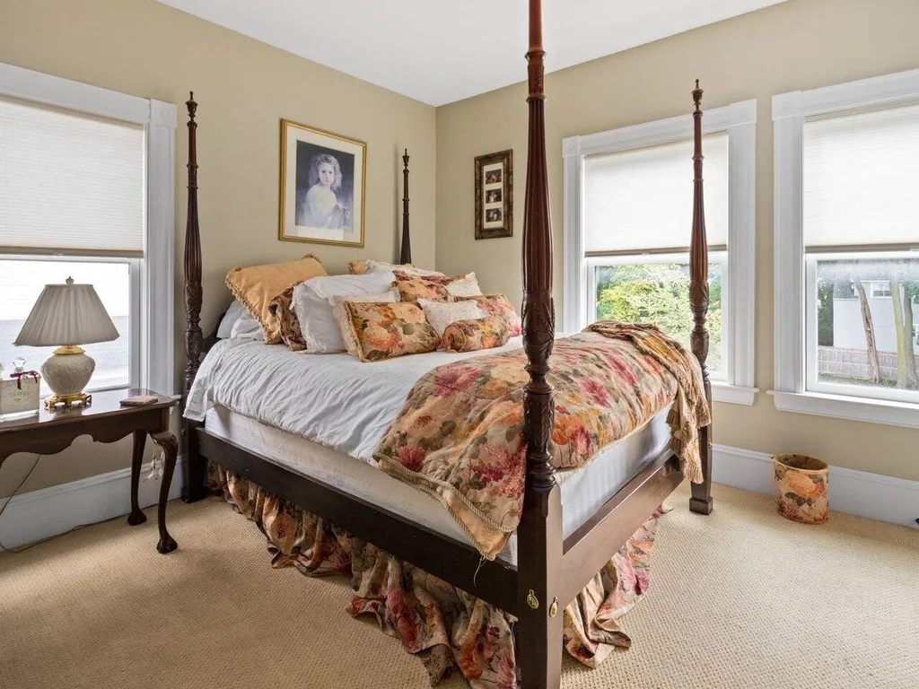 111 Loomis Street Burlington VT 05401