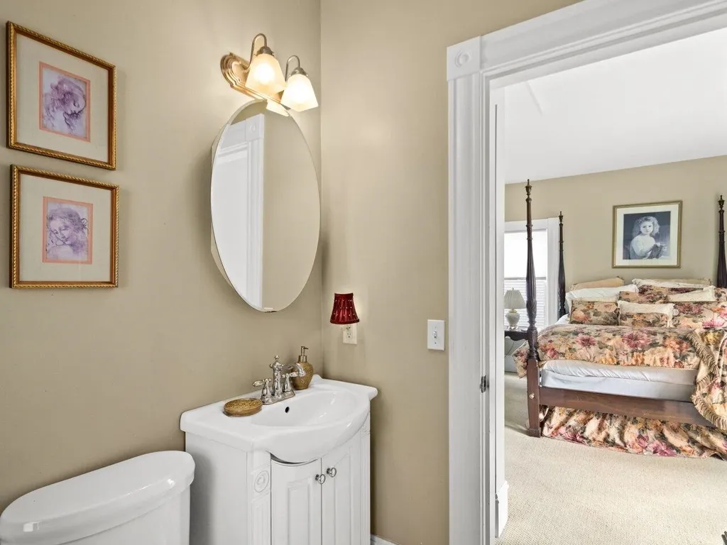 111 Loomis Street Burlington VT 05401