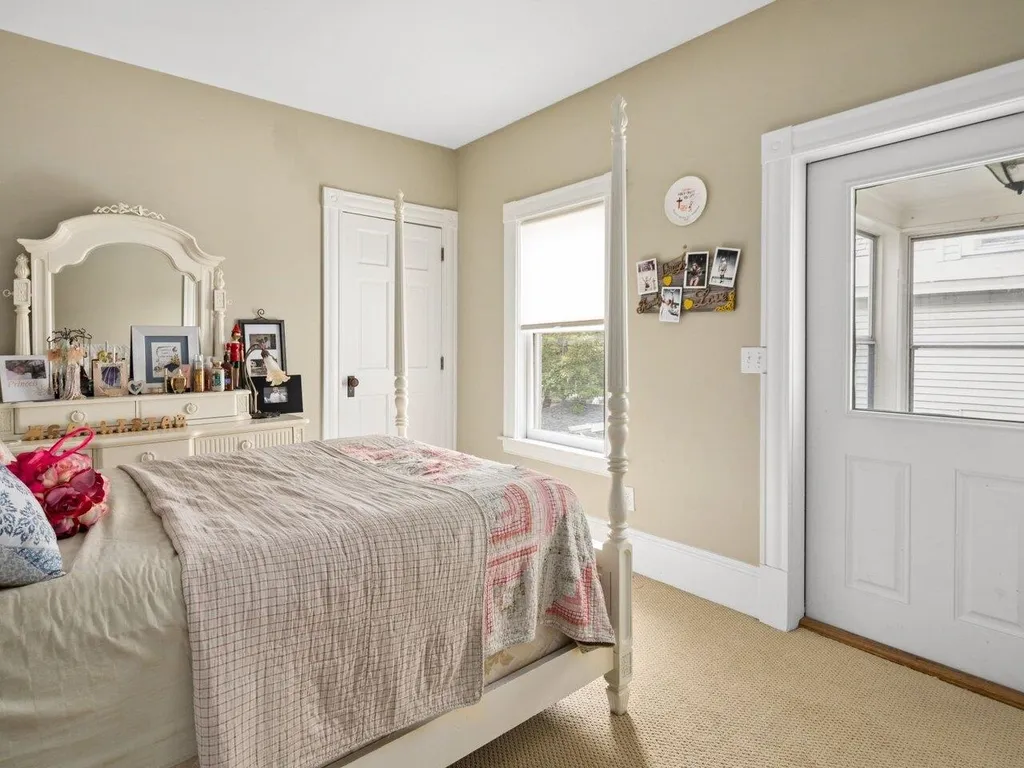 111 Loomis Street Burlington VT 05401