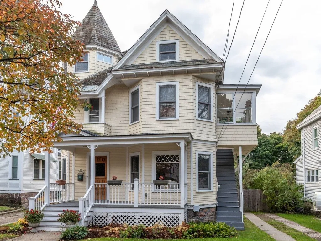 111 Loomis Street Burlington VT 05401