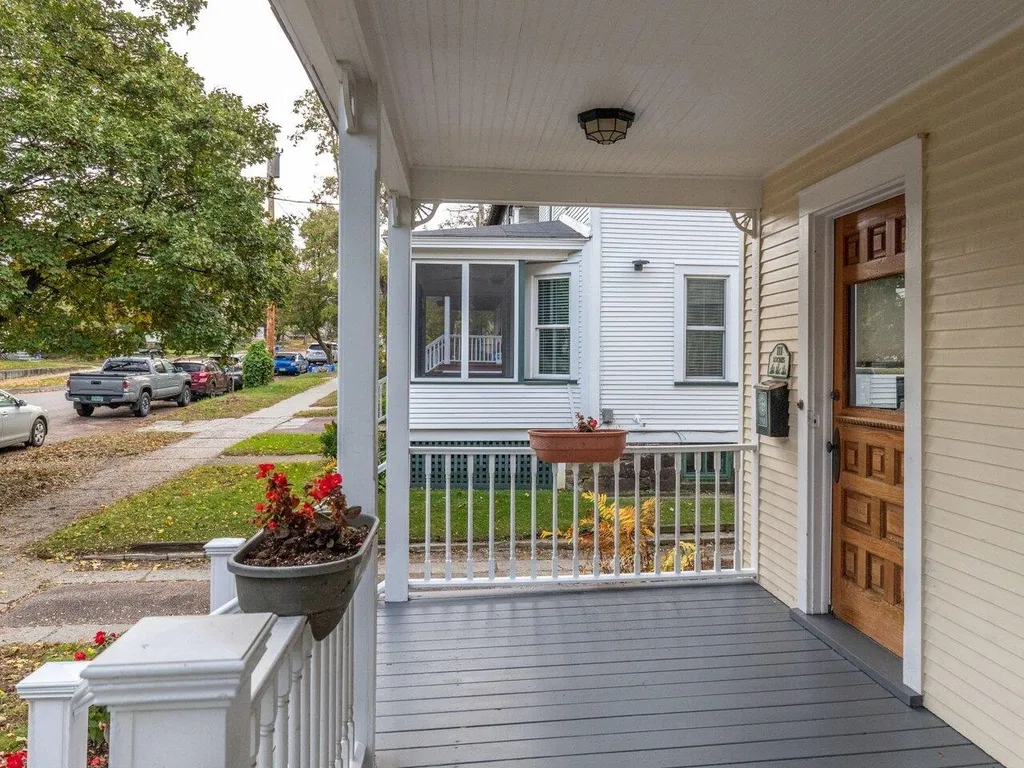 111 Loomis Street Burlington VT 05401