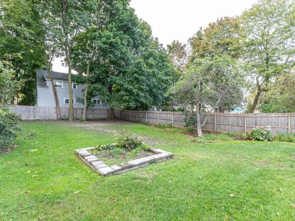 111 Loomis Street Burlington VT 05401