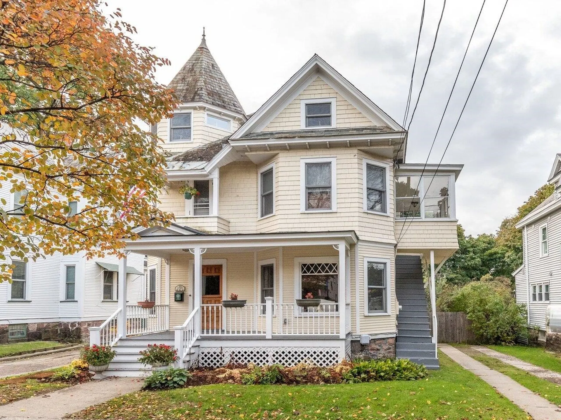 111 Loomis Street Burlington VT 05401