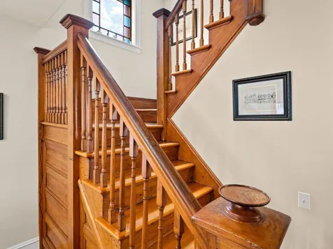 111 Loomis Street Burlington VT 05401