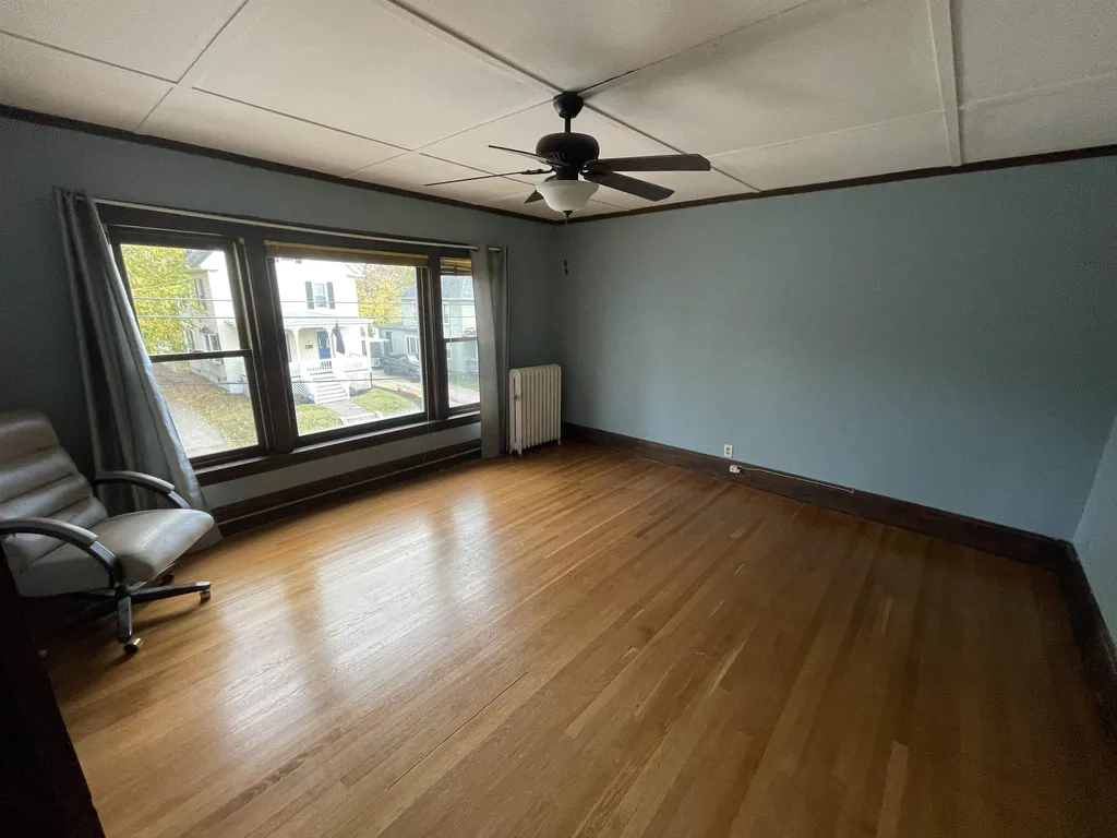 19 Fenton Avenue Laconia NH 03246
