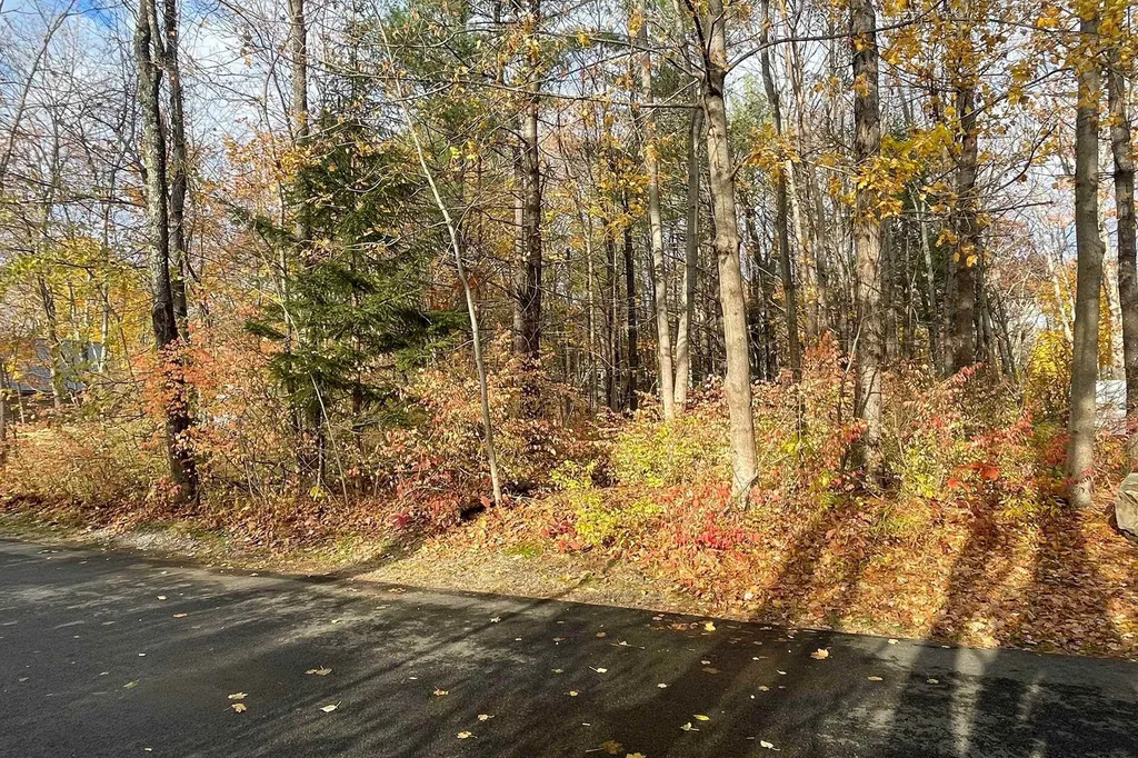 4 Running Brook Way Kennebunk ME 04043