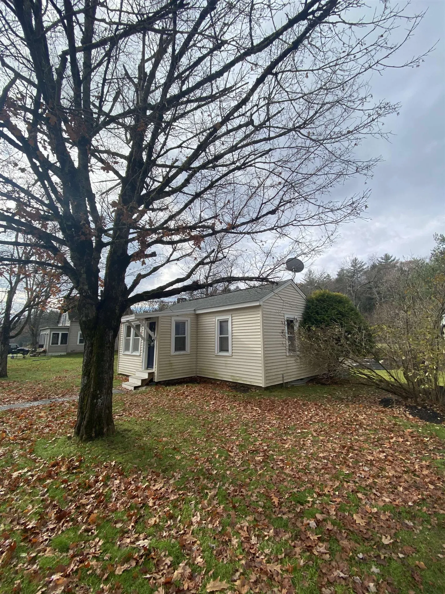 262 Branch Road Roxbury NH 03431