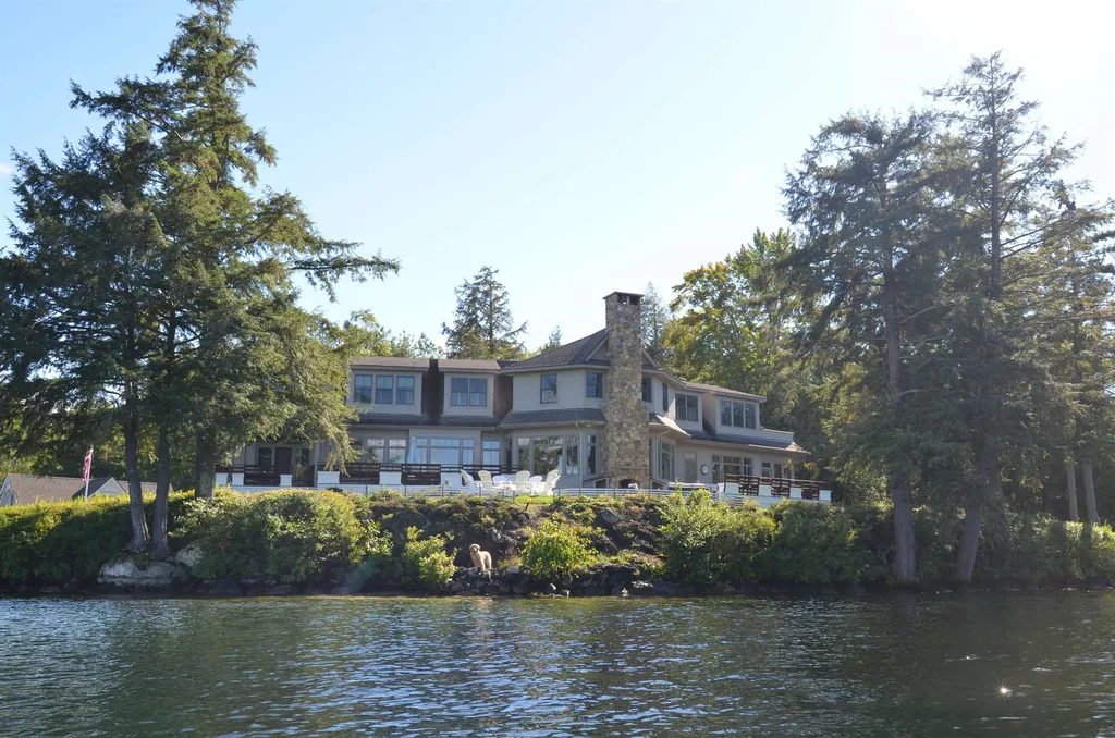 7 Delings Cove Wolfeboro NH 03894