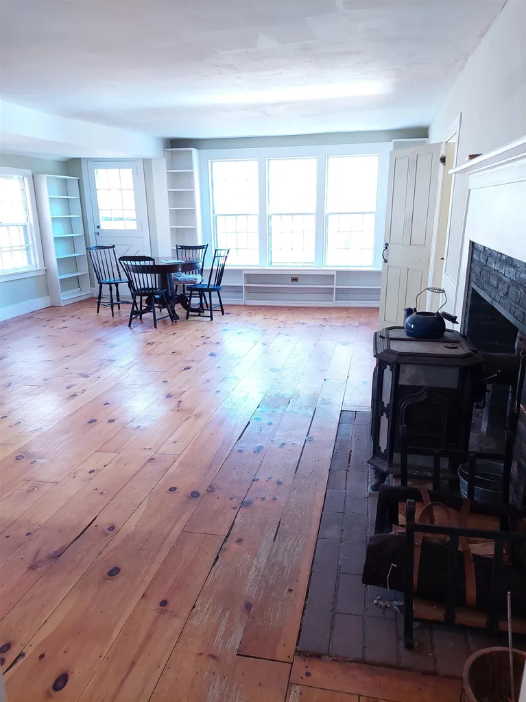 320 Green Mountain Camp Road Dummerston VT 05301