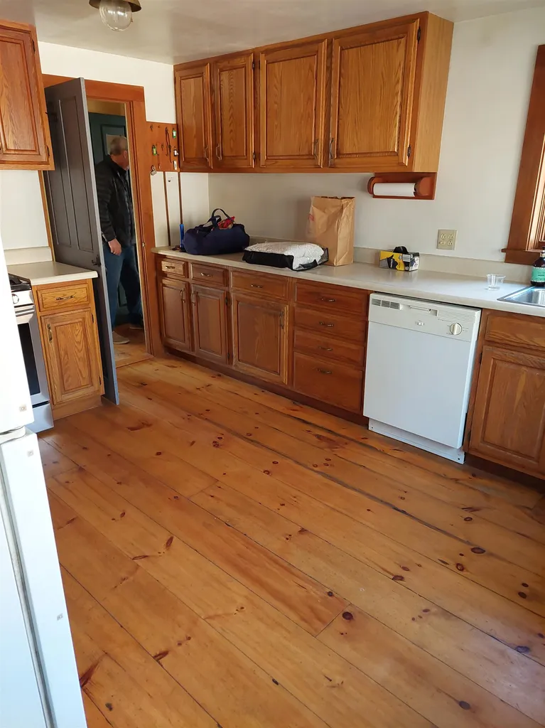 320 Green Mountain Camp Road Dummerston VT 05301
