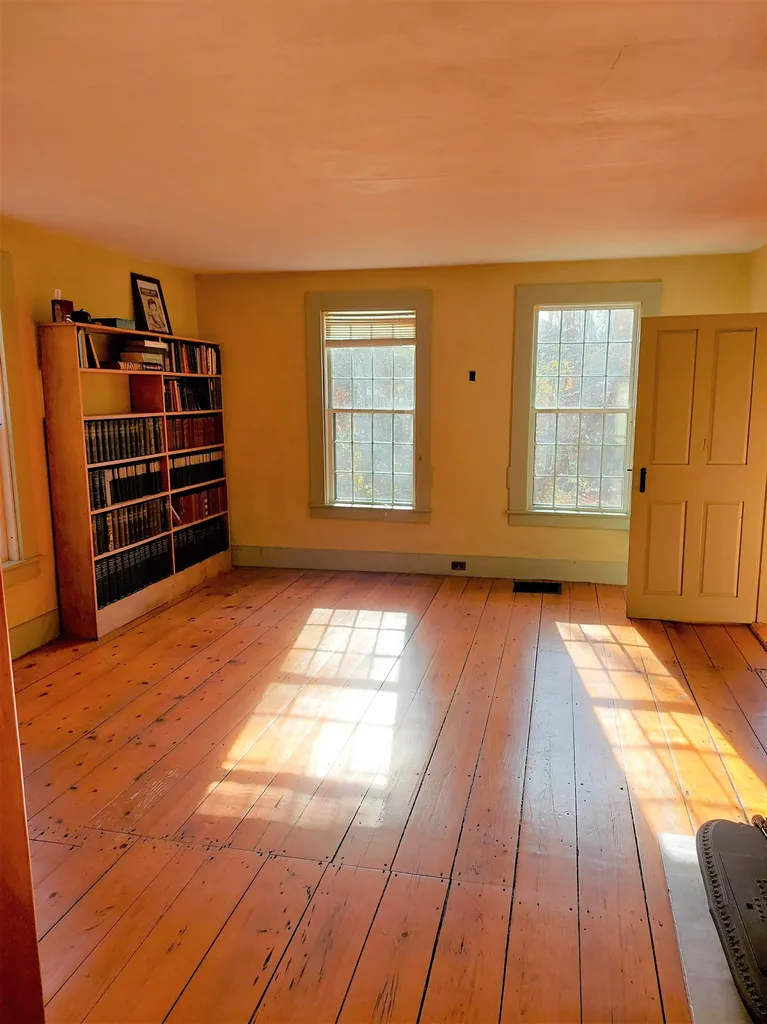 320 Green Mountain Camp Road Dummerston VT 05301