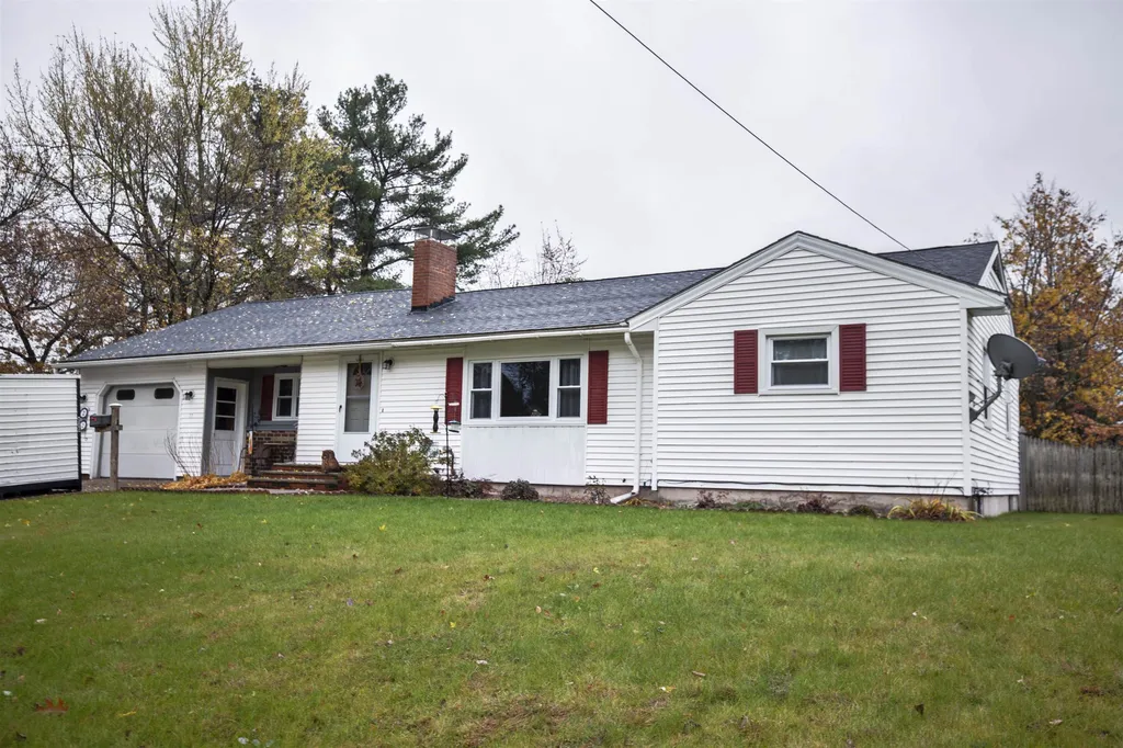 22 Forest Park Drive Nashua NH 03060