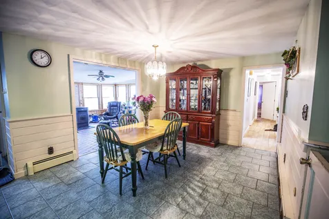 22 Forest Park Drive Nashua NH 03060