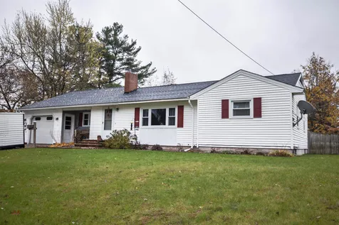 22 Forest Park Drive Nashua NH 03060